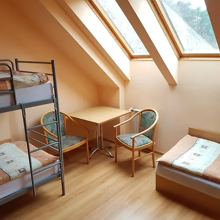 Gosciniec Jurajski Inn *