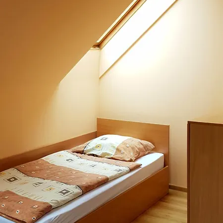 Inn Gosciniec Jurajski *