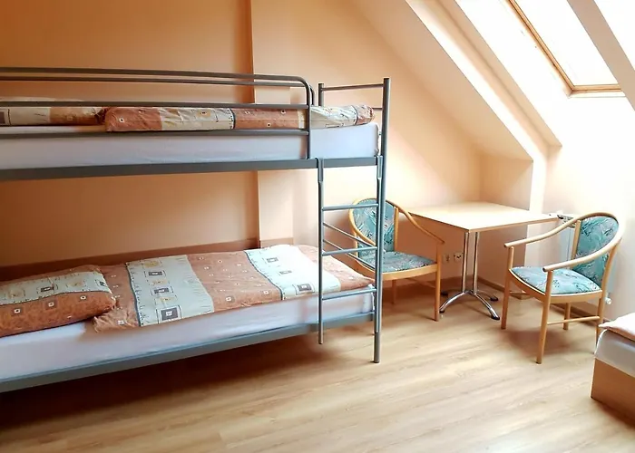 Gosciniec Jurajski * クロチツェ